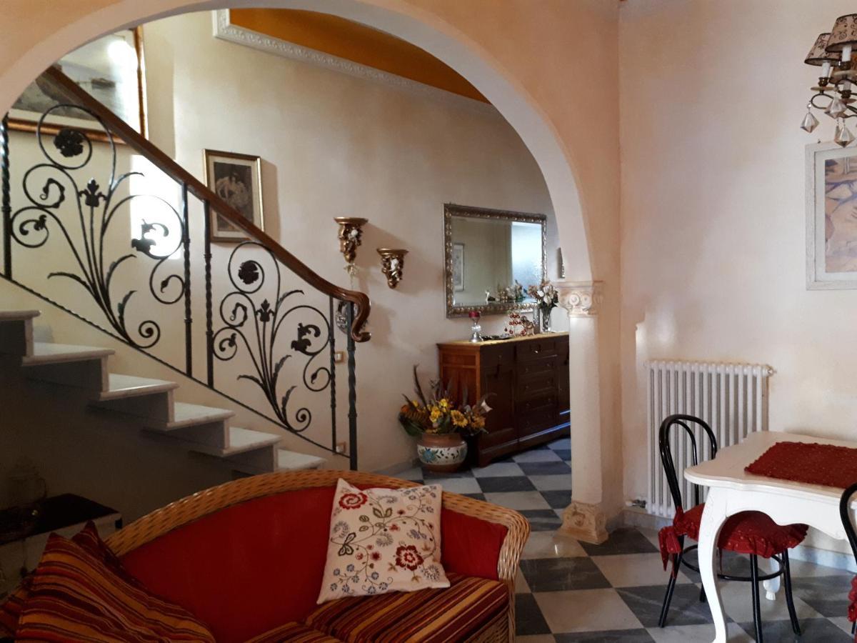 Villino San Martino 350M Dal Mare With Covered Parking ヴィアレッジョ エクステリア 写真