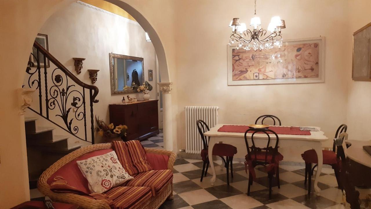 Villino San Martino 350M Dal Mare With Covered Parking ヴィアレッジョ エクステリア 写真
