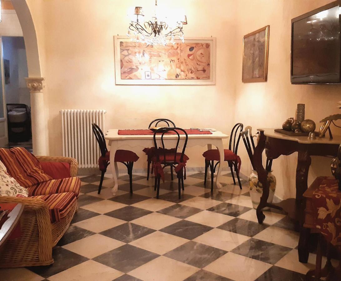 Villino San Martino 350M Dal Mare With Covered Parking ヴィアレッジョ エクステリア 写真